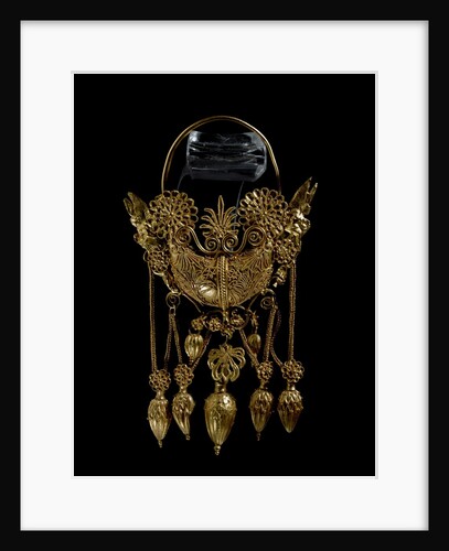 Earring in the shape of a boat, second half 4th century BC by Anonymous