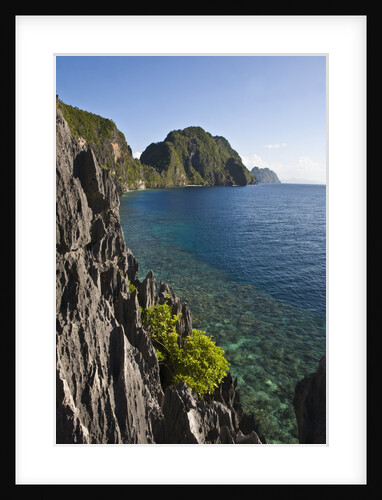 Matinloc Island by Anonymous