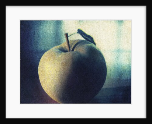 Green Apple by Jennifer Kennard