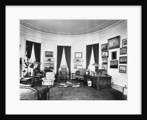 Oval Office by Anonymous