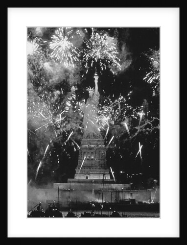 Fireworks at Statue of Liberty by Anonymous