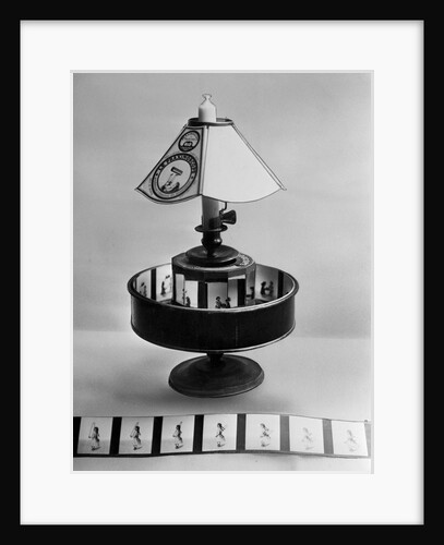 Praxinoscope Projector and Images by Anonymous