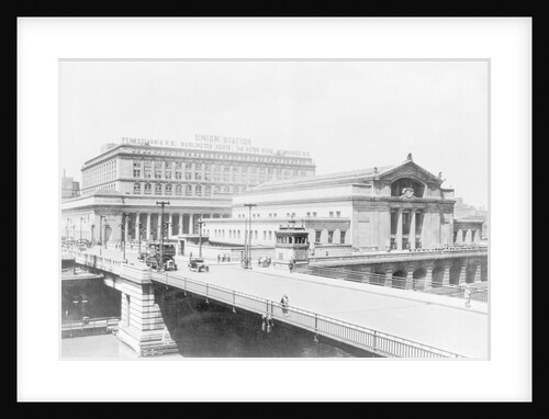 Union Station In Chicago by Anonymous