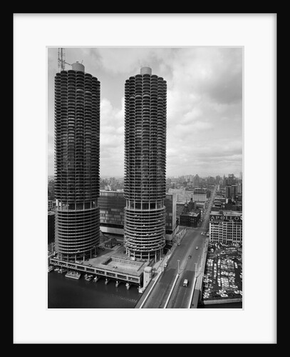 Facade of Marina City Towers by Anonymous