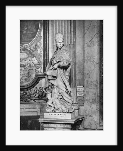 Statue of Pope Leon Le Grand by Anonymous