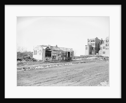 Photo Studio Along Riverside Drive by Anonymous