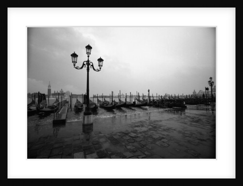 Gondola Port by Anonymous