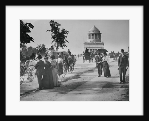 Pedestrians and Wagon Travelers near Grant's Tomb by Anonymous