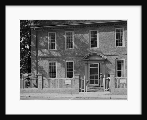 Macpheadris-Warner House by Anonymous