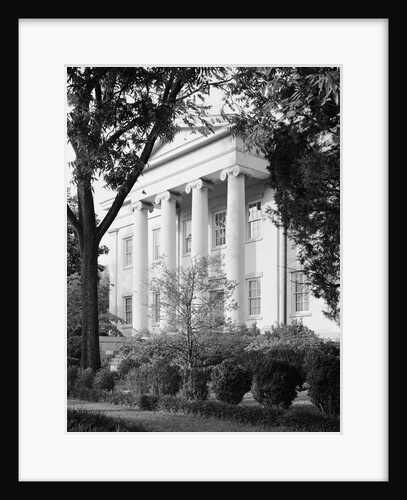 Old Governor's Mansion by Anonymous