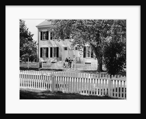 Center Family House at Pleasant Hill by Anonymous