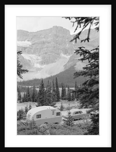 Crowfoot Glacier from Icefields Parkway by Anonymous
