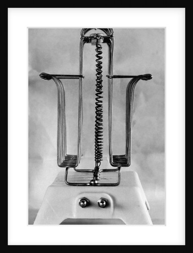 Side View of a Wire Unit Electric Toaster by Anonymous