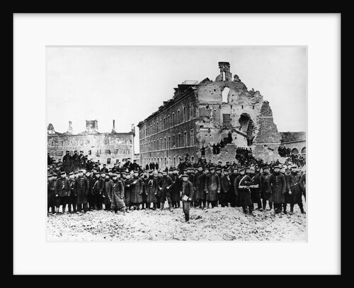 Soldiers at Fort Issy II by Anonymous