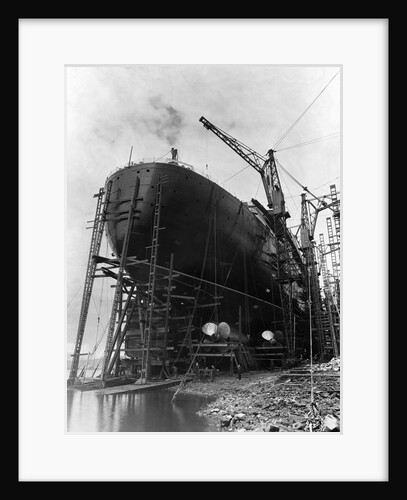 Stern of Ocean Liner Queen Elizabeth by Anonymous