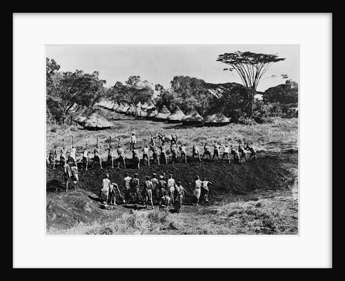 Construction of a Kenyan Railroad by Anonymous
