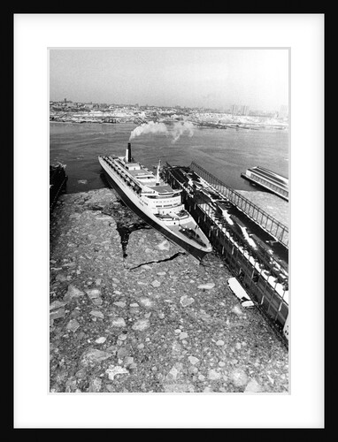 RMS Queen Elizabeth II in New York Harbour by Anonymous