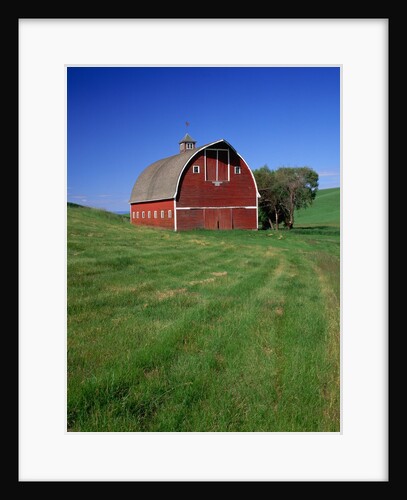 Big Red Barn by Anonymous