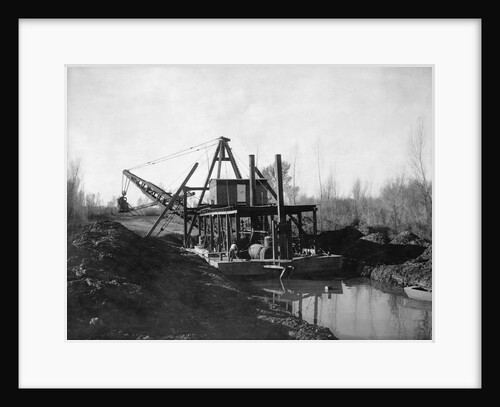 Steam Powered Hydraulic Dredge by Anonymous