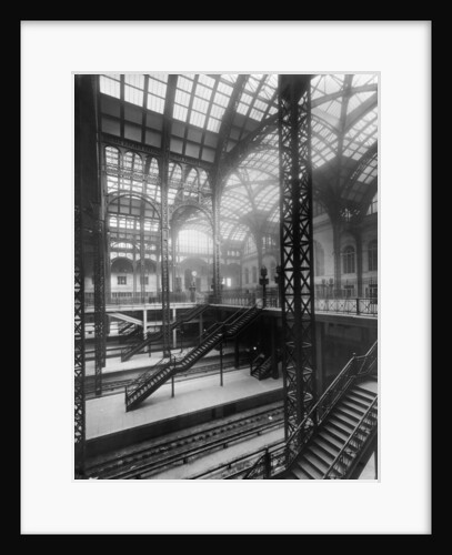 Pennsylvania Station, New York by Anonymous
