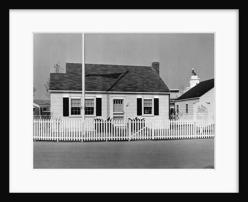 $2500 House at New York Fair by Anonymous