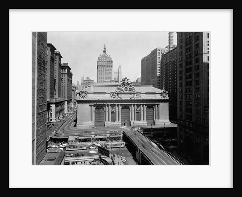 Grand Central Station in Manhattan by Anonymous