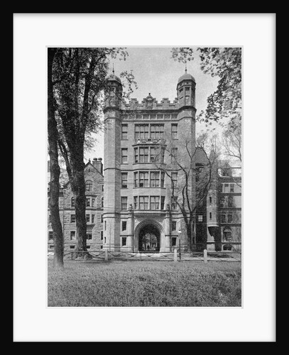 Phelps Hall and gateway, Yale College by Anonymous
