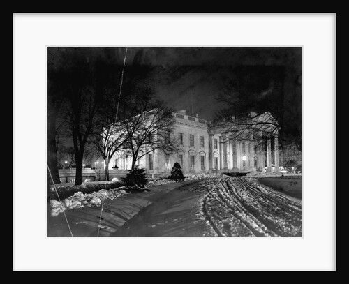 White House at Night by Anonymous