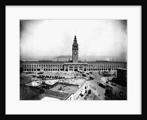 Front view of teh Ferry Building, San Francisco by Anonymous