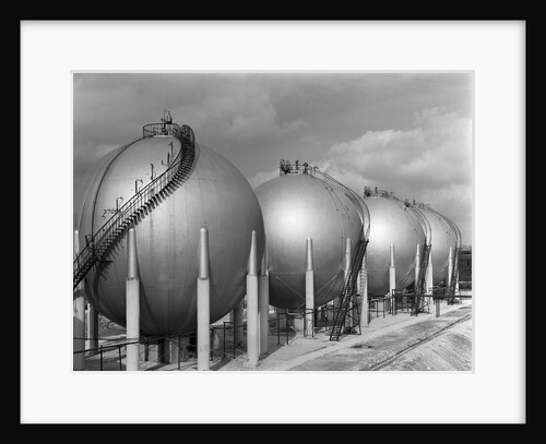 Texaco Oil Refinery by Anonymous