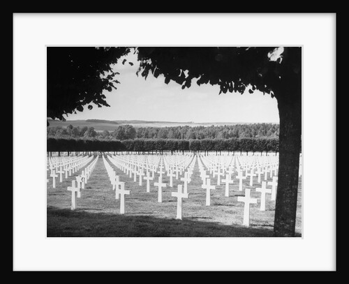 Graves of American Soldiers in France by Anonymous