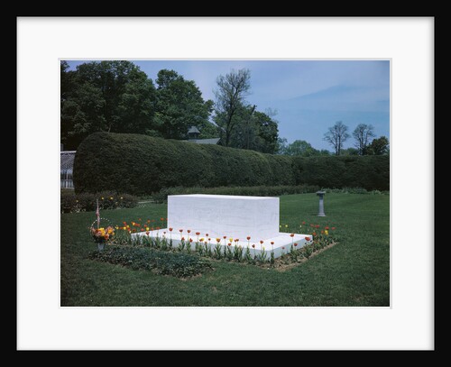 View of Franklin D. Roosevelt's Tombstone by Anonymous