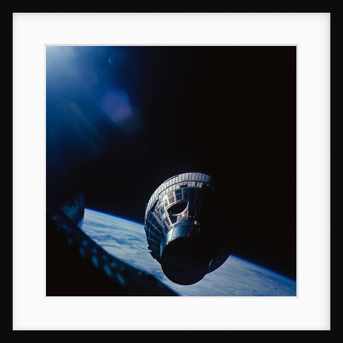 Gemini 6A and Gemini 7 Rendezvous in Orbit by Anonymous