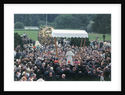 Pope Paul VI Speaking in Geneva by Anonymous