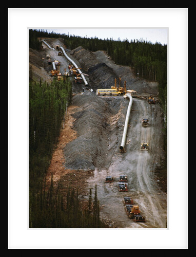 Alaska Pipeline under Construction by Anonymous