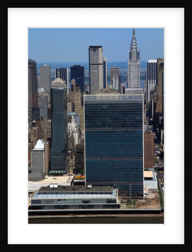 New York's UN Building by Anonymous