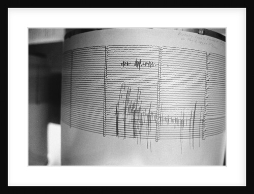Reading of the University of California's Seismograph by Anonymous
