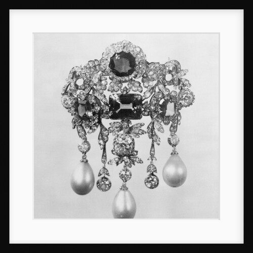 Brooch by Anonymous