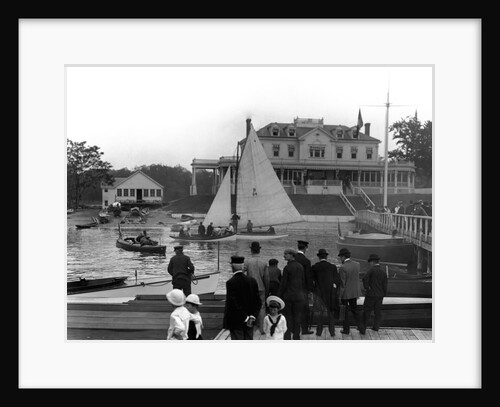 Manhasset Bay Yacht Club by Anonymous