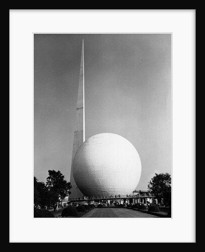 Trylon and Perisphere at World's Fair by Anonymous