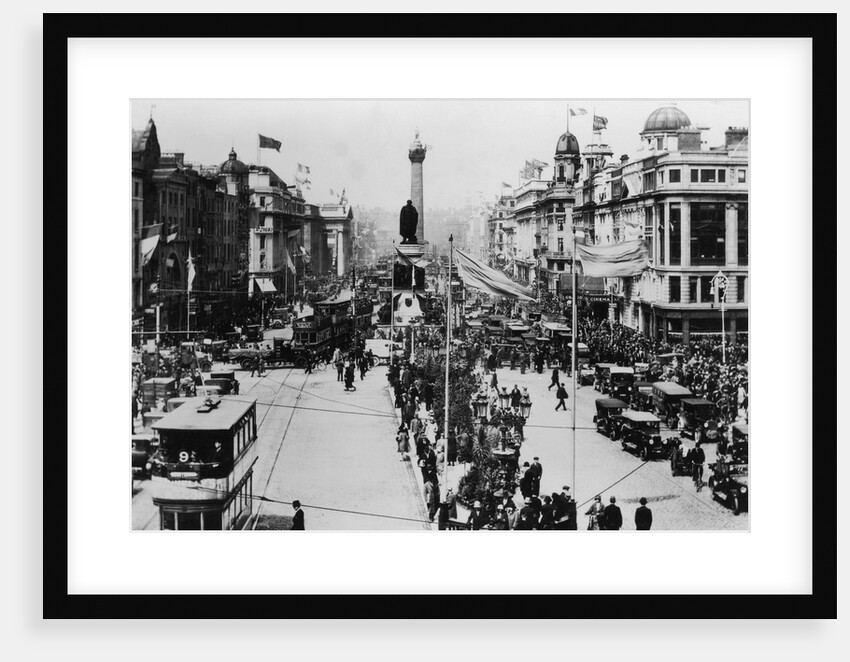O'Connell Bridge and Street, Dublin, Ireland by Anonymous