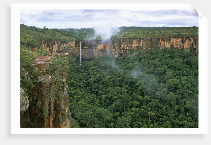 Chapada dos Guimaraes Mountain Range by Anonymous