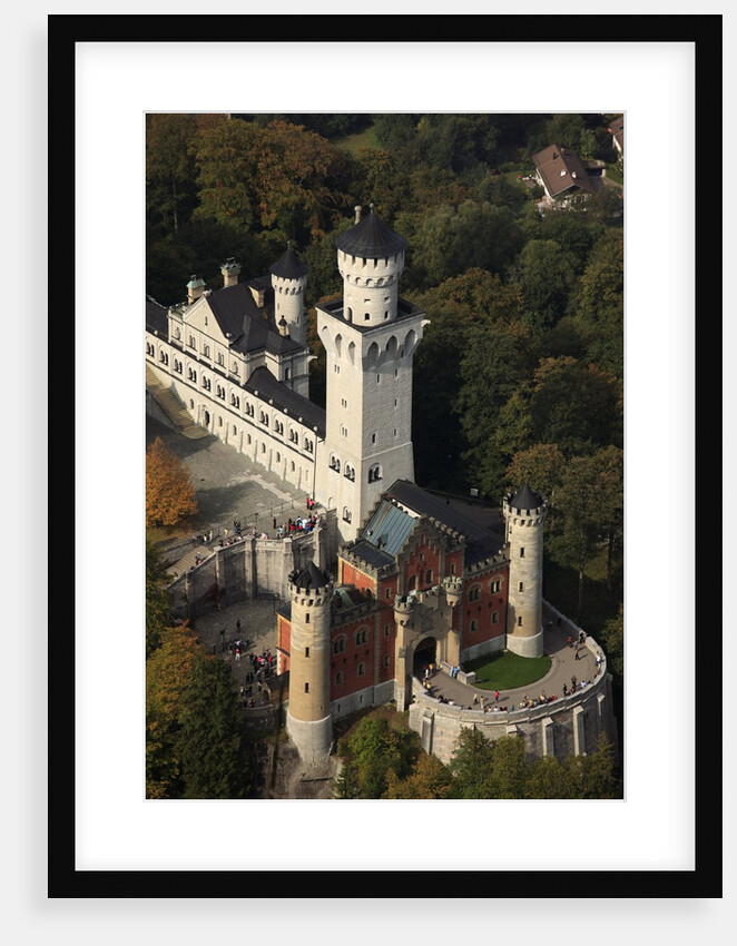 Schloss Neuschwanstein by Anonymous