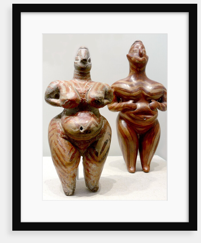 Clay female statues from Hacilar by Anonymous