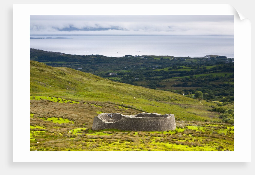 Late iron age Staigue Stone Fort on the Iveragh Peninsula by Anonymous