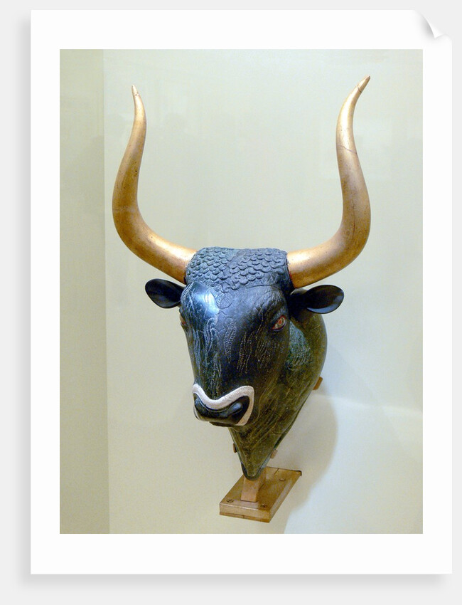 Minoan rhyton in the form of a bull by Anonymous