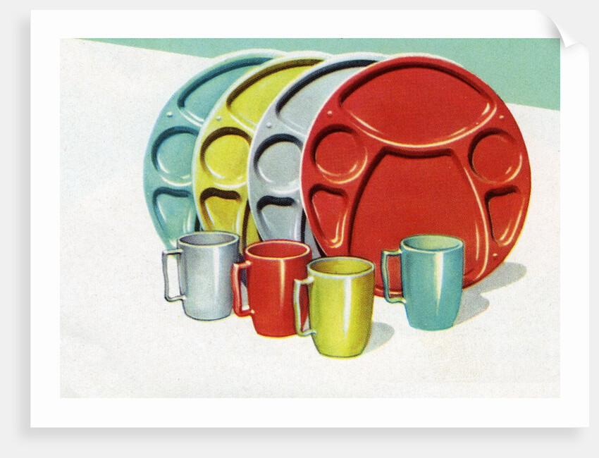 Set of Vintage 1950s Picnic Plates. by Anonymous