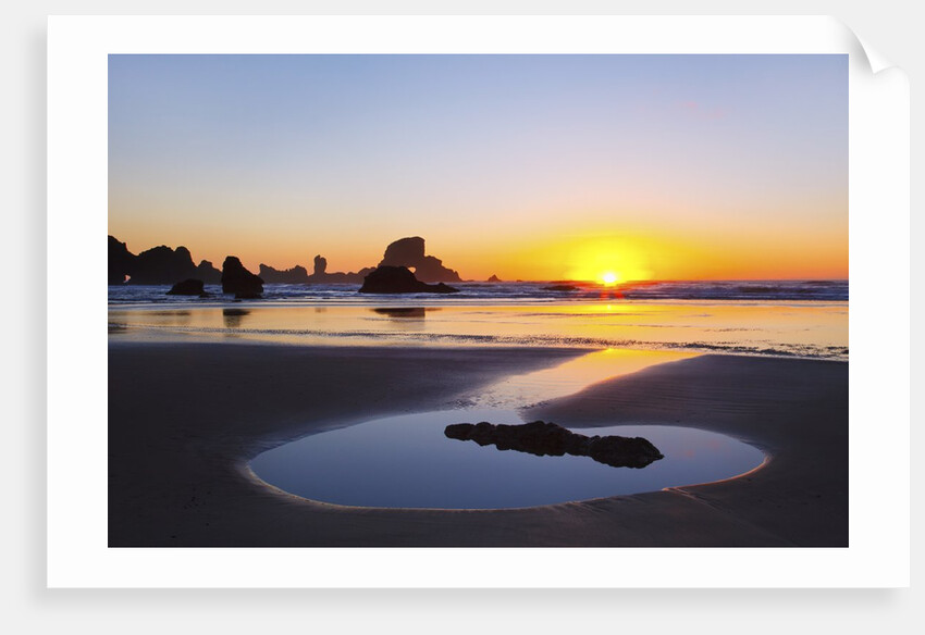 Sunset along Arch Rock, Ecola State Park, Oregon Coast, Pacific Northwest, United States by Anonymous