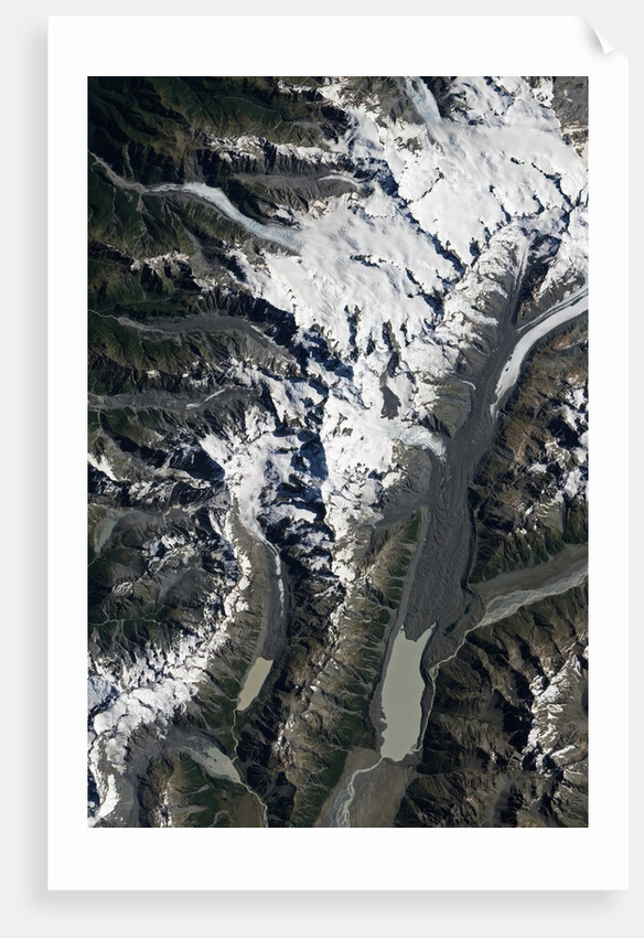 Aoraki/Mount Cook National Park by Anonymous