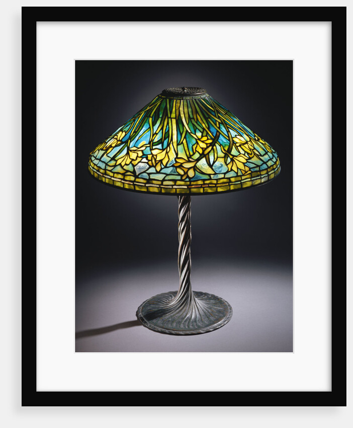 Tiffany Studios 'Daffodil' leaded glass and bronze table lamp by Anonymous